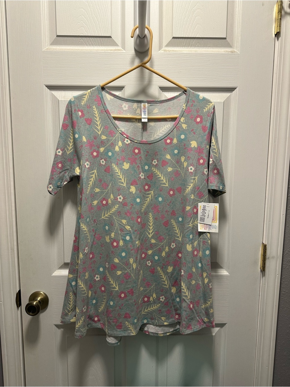 LuLaRoe Gray Scoop Neck Tunic with Pink & Yellow Floral Print The Perfect T